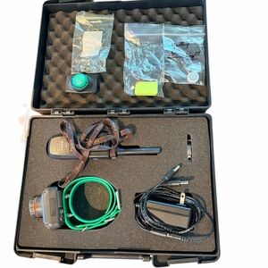 Dogtra 2500 T&B Dog Training Beeper Collar System Complete Case Manual Excellent